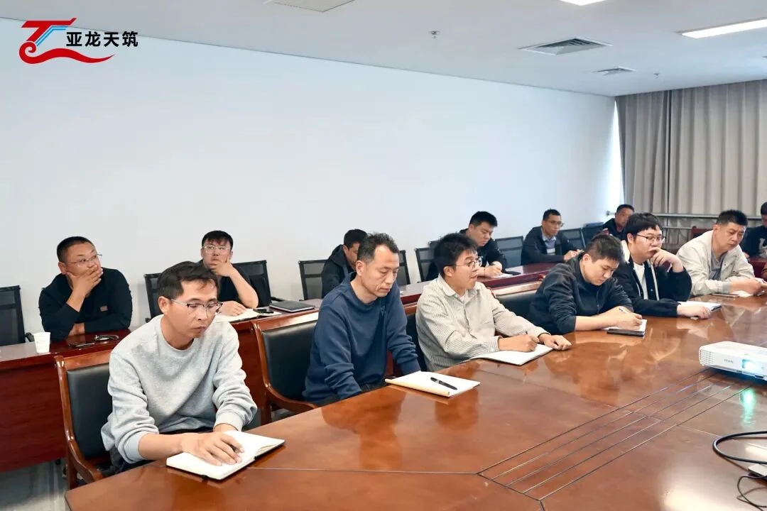 参训人员进行平台实操学习
